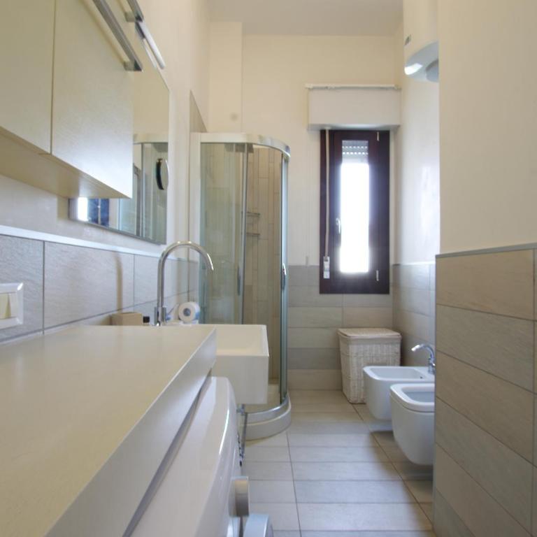 Bagni Miramare - Home Immobiliare Jesolo - Appartamento con 2 Camere da Letto - 3