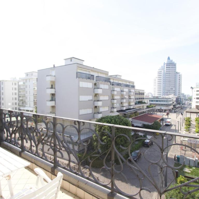 Bagni Miramare - Home Immobiliare Jesolo - Appartamento con 2 Camere da Letto - 18
