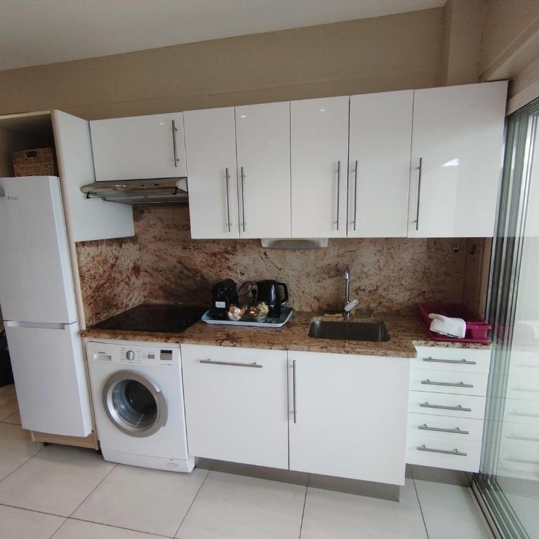Cannes Palm Beach Parking, clim, wifi plage 2' à pieds - Appartement 1 Chambre - 9