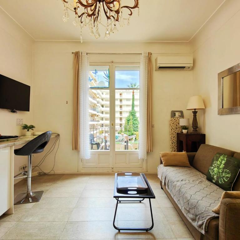 Mythique Miramar Cannes Croisette Terrasse Clim Parking Wifi - One-Bedroom Apartment - 9
