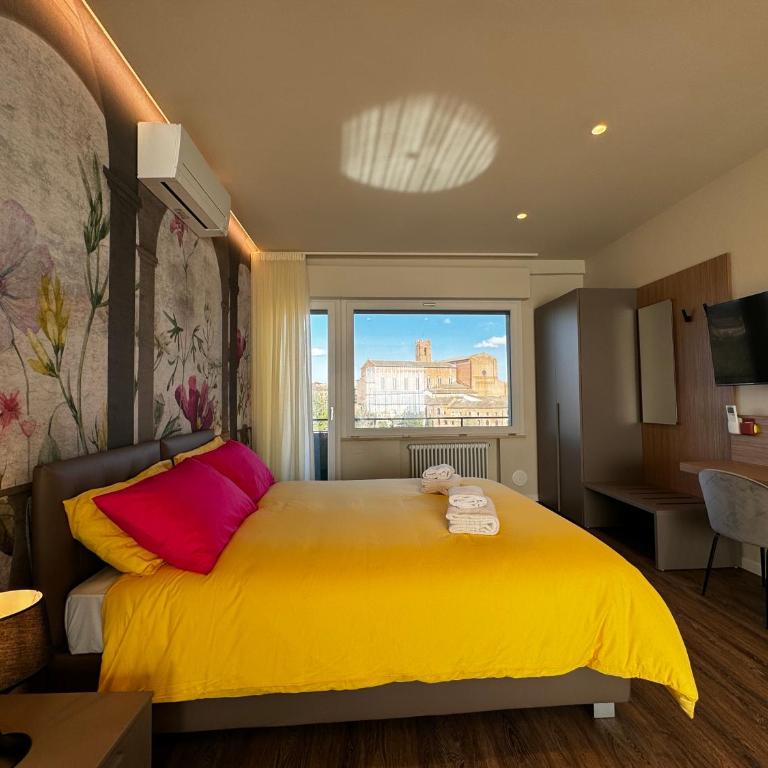 SKYLINE- 3 Apartments with view - Three-Bedroom Apartment - 3