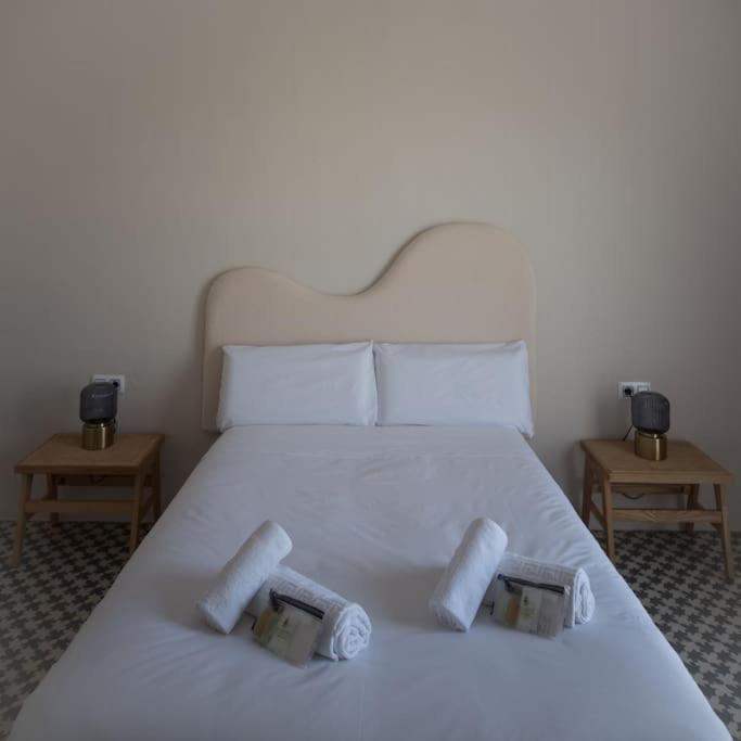Apartment Mosaic Giralda - Three-Bedroom Apartment - 22