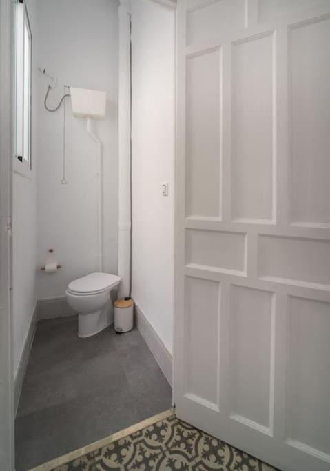 Apartment Mosaic Giralda - Three-Bedroom Apartment - 38