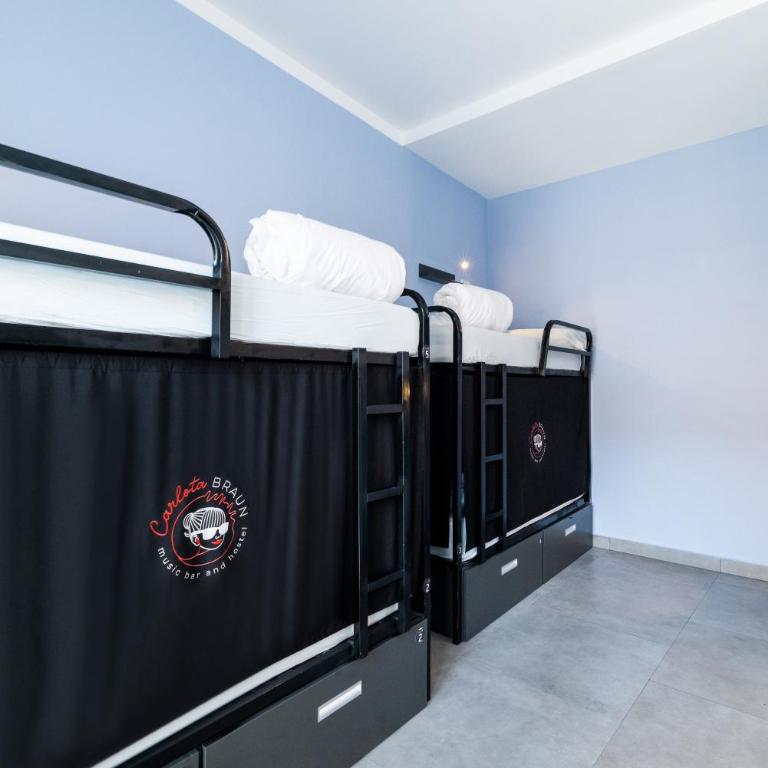 Hostel Carlota Braun - Bed in 6-Bed Dormitory Room - 7