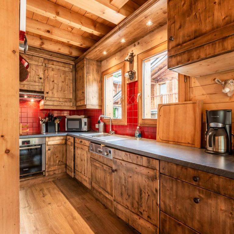 Chalet spacieux avec sauna et WiFi aux Gets - FR-1-671-259 - Chalet - 3