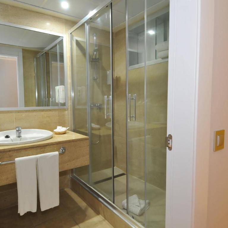 Paradise Park Fun Lifestyle Hotel - Habitación Superior - 1