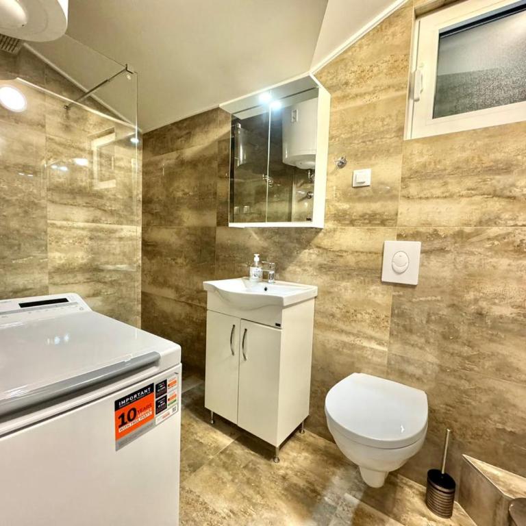 Seaside Apartments Zlokovic - One-Bedroom Apartment - 15