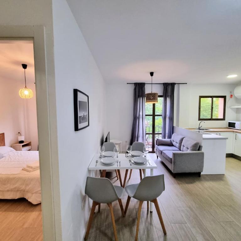 San Isidro City Center & Beach Apartments - Apartamento de 2 dormitorios - 1