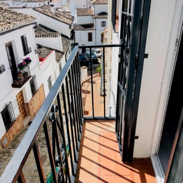 casa rústica Ronda - Habitación Doble con balcón - 14