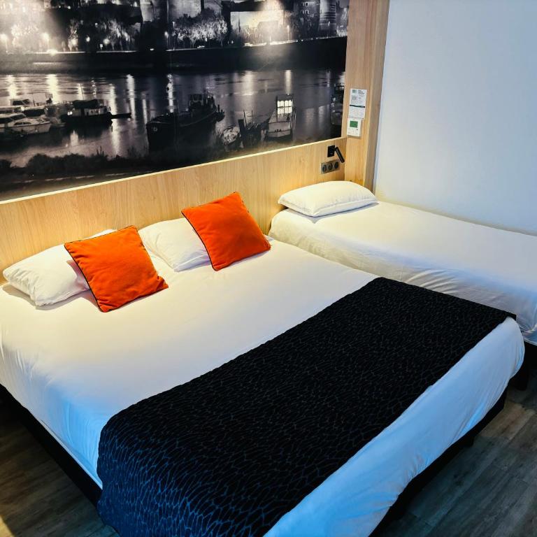 Logis Hôtel Angers Sud - Chambre Triple Standard - 5
