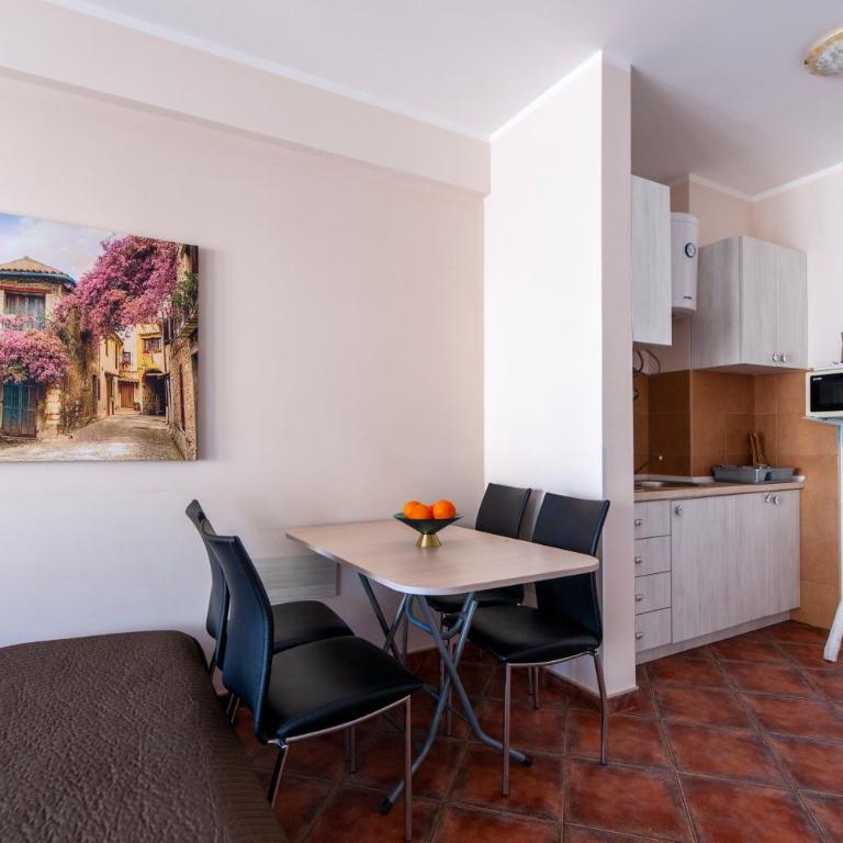 Mila & Aleksandr Apartments - Apartman s 1 Spavaćom Sobom i Pogledom na More - 5