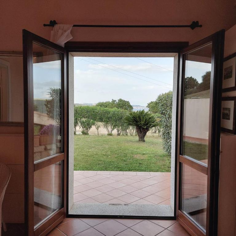 La Casa del Mirto - Camera Matrimoniale con Vista Giardino - 9