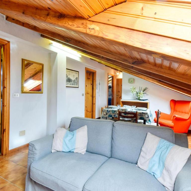 2 Bedroom Gorgeous Apartment In Moneglia - Two-Bedroom Apartment - 2