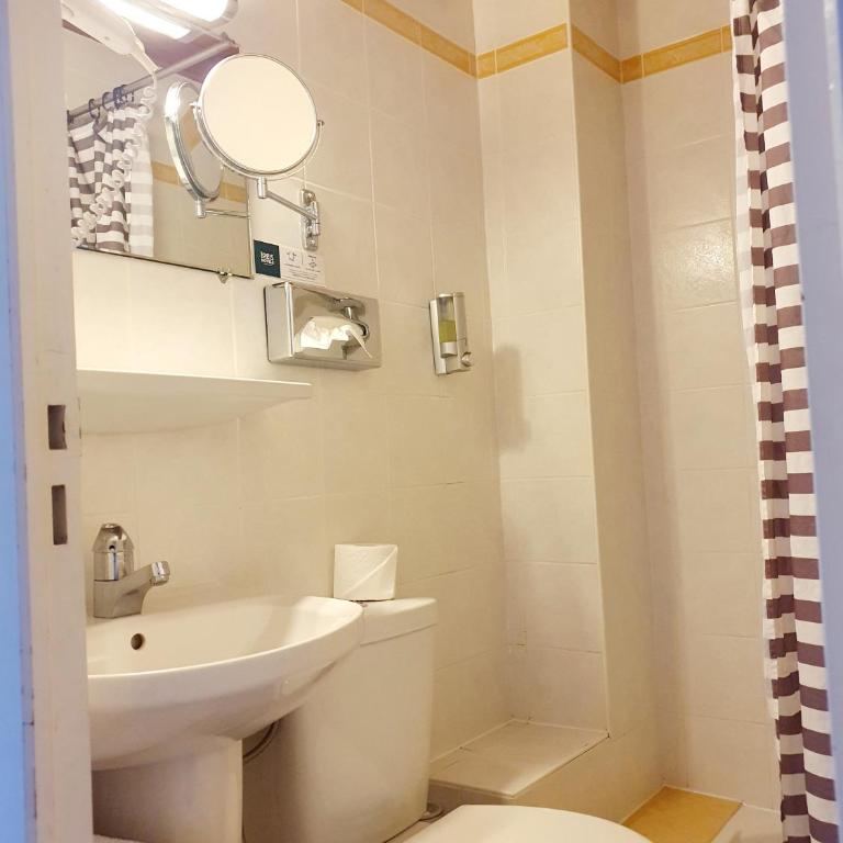 Logis Hôtel Les Peupliers - Chambre Individuelle - 1