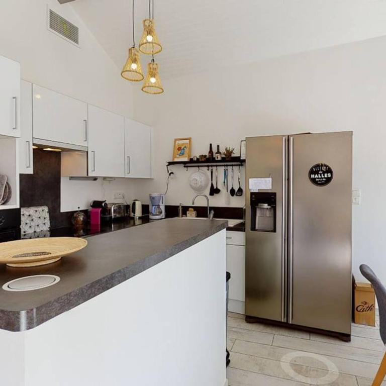 Villa confortable avec piscine, proche plage, 3 chambres, grand séjour, patio, WIFI, équipement complet - FR-1-413-87 - Maison de Vacances - 5