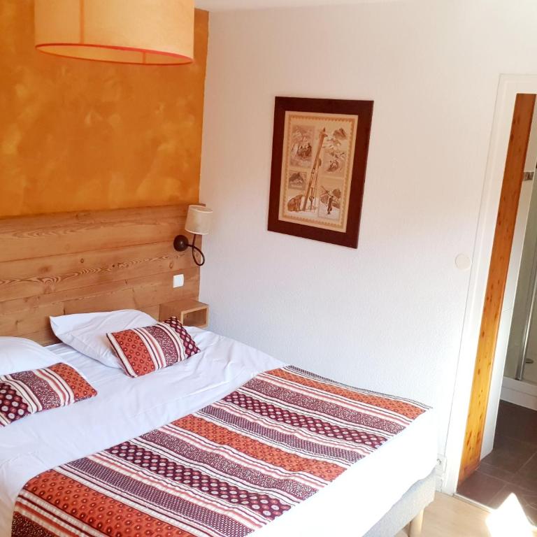Logis Hôtel Les Peupliers - Chambre Double Confort - 5