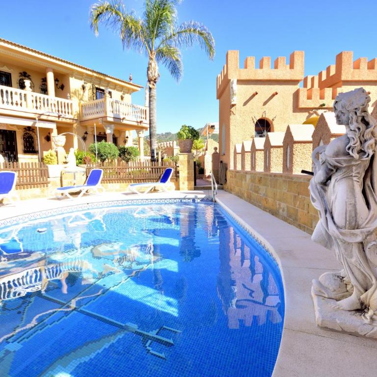 Villa rural en Málaga con piscina y vistas al mar - Villa - 50