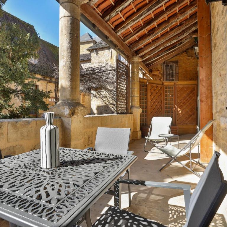 La Villa des Consuls - Gîte de tourisme de charme - Appartement avec Terrasse - 1er Étage - 7