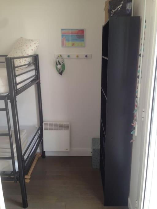 Appartement cosy, vue sur parc, 3 mins plage Benoit - Two-Bedroom Apartment - 6