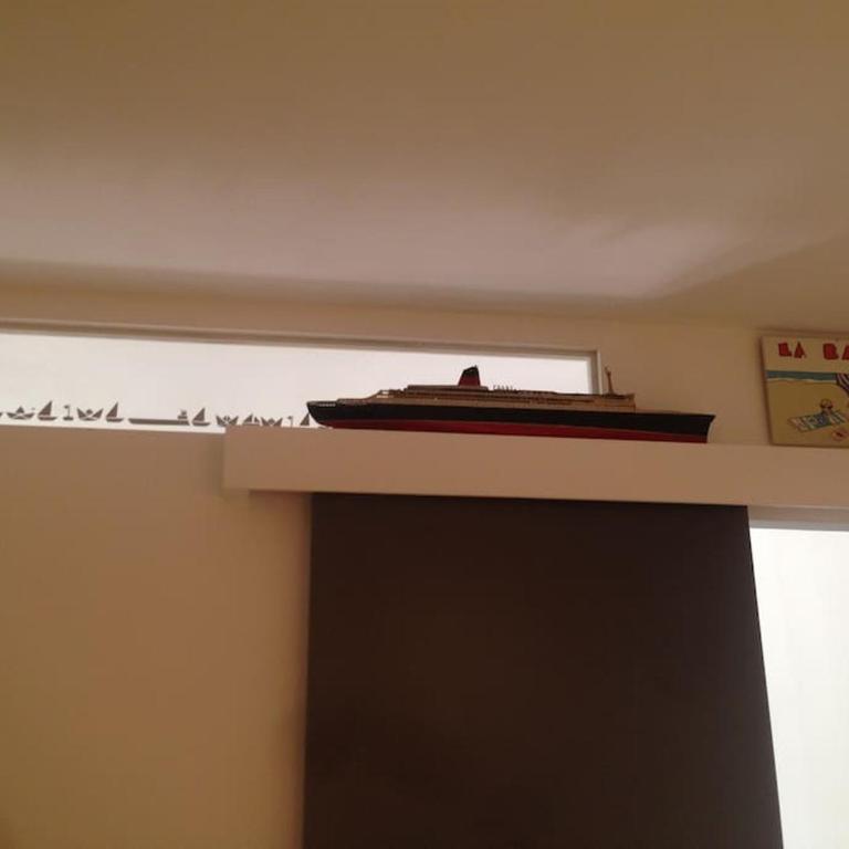 Appartement cosy, vue sur parc, 3 mins plage Benoit - Two-Bedroom Apartment - 7