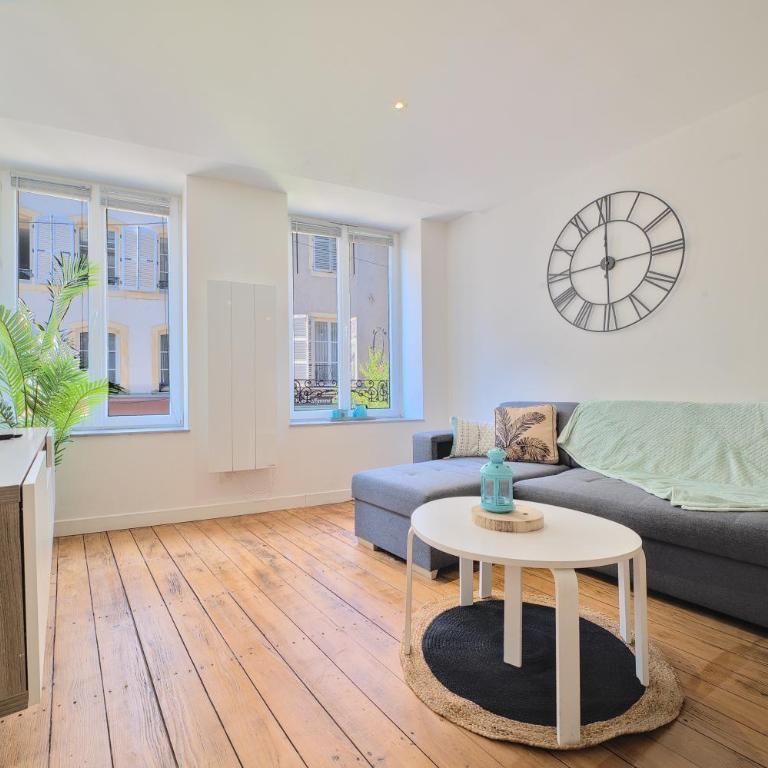 UnSejourAMetz - Les douillets, du T2 au T3, hyper-centre - Appartement 2 Chambres - 8