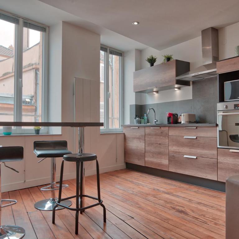 UnSejourAMetz - Les douillets, du T2 au T3, hyper-centre - Appartement 1 Chambre - 4