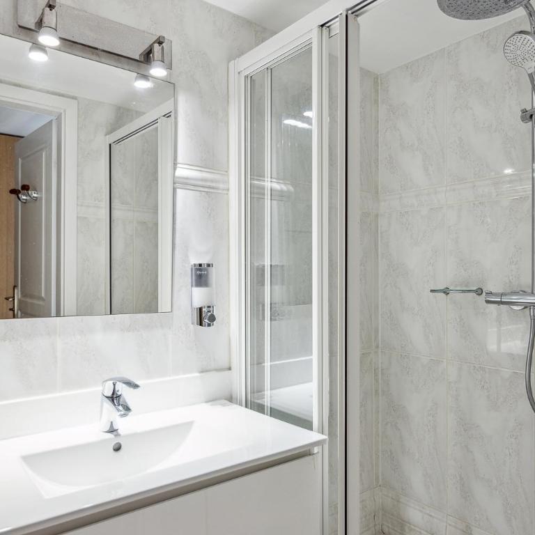 Villa Bastide : Sea view / Hot Tub / Sauna - Villa avec Piscine Privée - 33