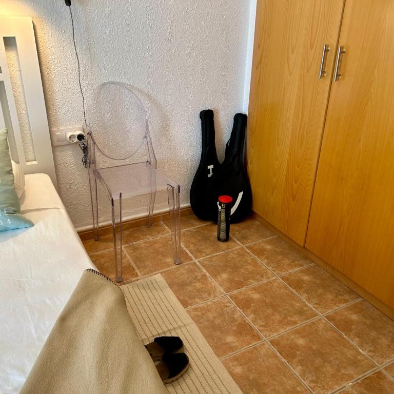 Apartament reformat, Wi Fi, parking, piscina, AC - Apartamento de 2 dormitorios - 13