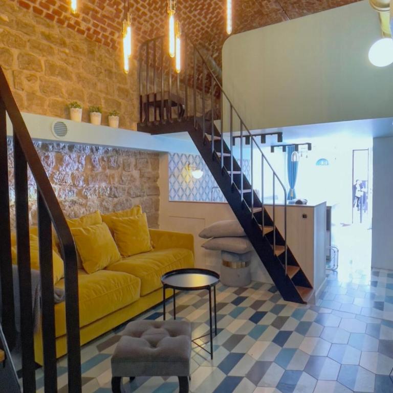 Appartement Atypique Au Pied Du Sacré Cœur - Appartement - Rez-de-Chaussée - 8