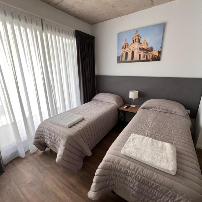 Departamentos en Barrio Gral Paz a pocos metros de clínicas - One-Bedroom Apartment - 17