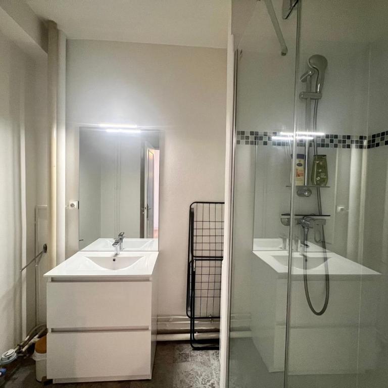 Le Soleil Levant - Beau T3 moderne et lumineux - Appartement 2 Chambres - 23