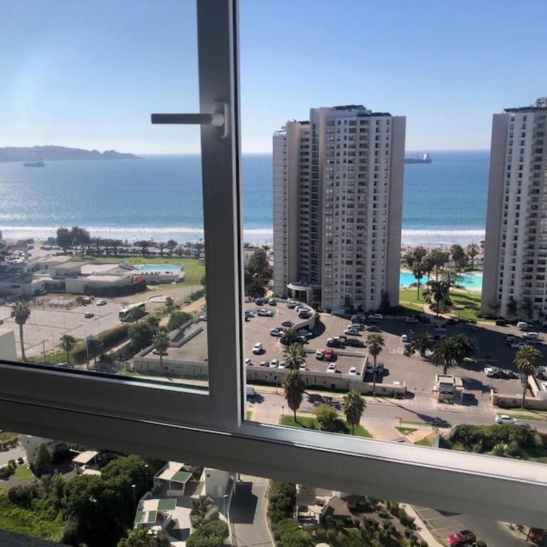 Espectacular depto 3d2b frente casino playa y mar - Three-Bedroom Apartment - 47