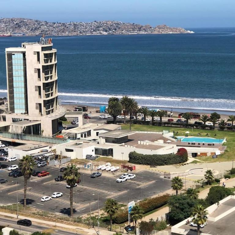 Espectacular depto 3d2b frente casino playa y mar - Three-Bedroom Apartment - 65