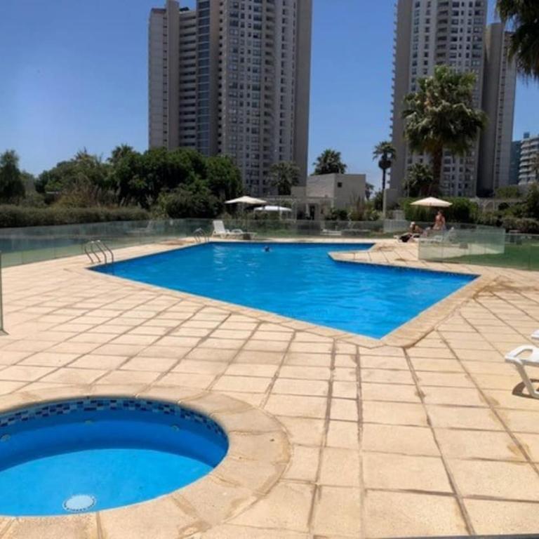 Espectacular depto 3d2b frente casino playa y mar - Three-Bedroom Apartment - 81