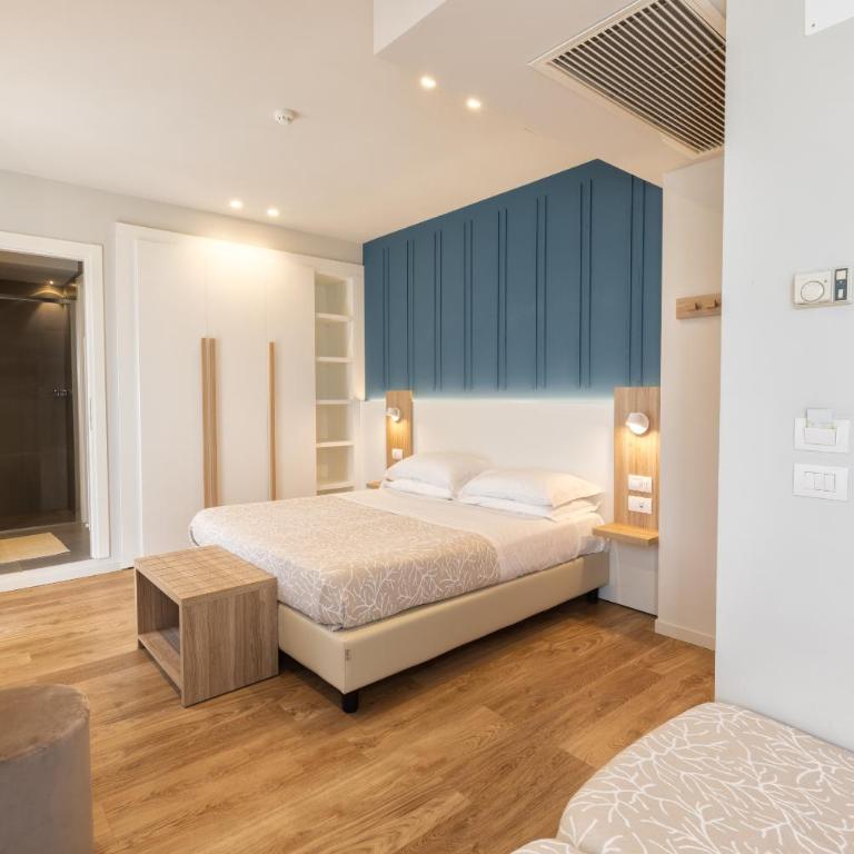 Hotel Gemma - Deluxe Family Room - 5