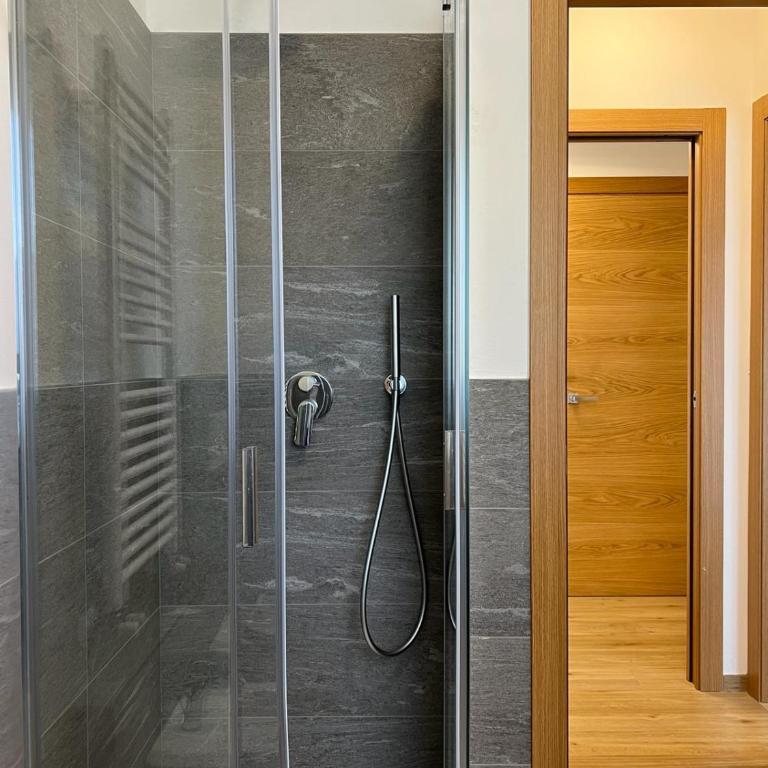 Bernina Suites - 150 metres to Bernina Express - Apartamento con balcón - 4