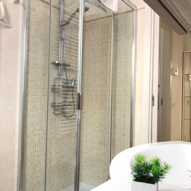 Casa Giorgia - Appartamento con 1 Camera da Letto - 13