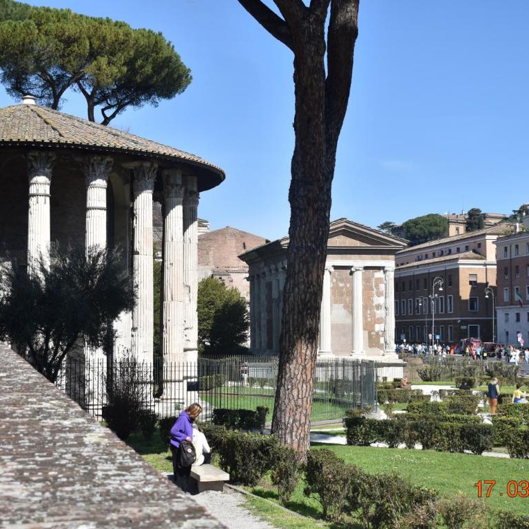 Trastevere St. Garden House - Two-Bedroom Apartment - 45