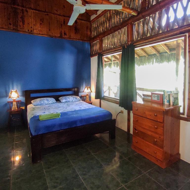 Montañita Cabañas - Habitación Doble con vistas a la piscina - 2