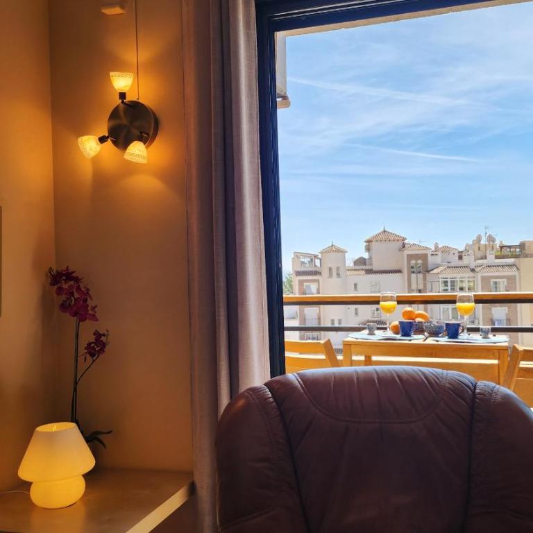 R1364 Cala de Nerja - Apartamento de 3 dormitorios - 8
