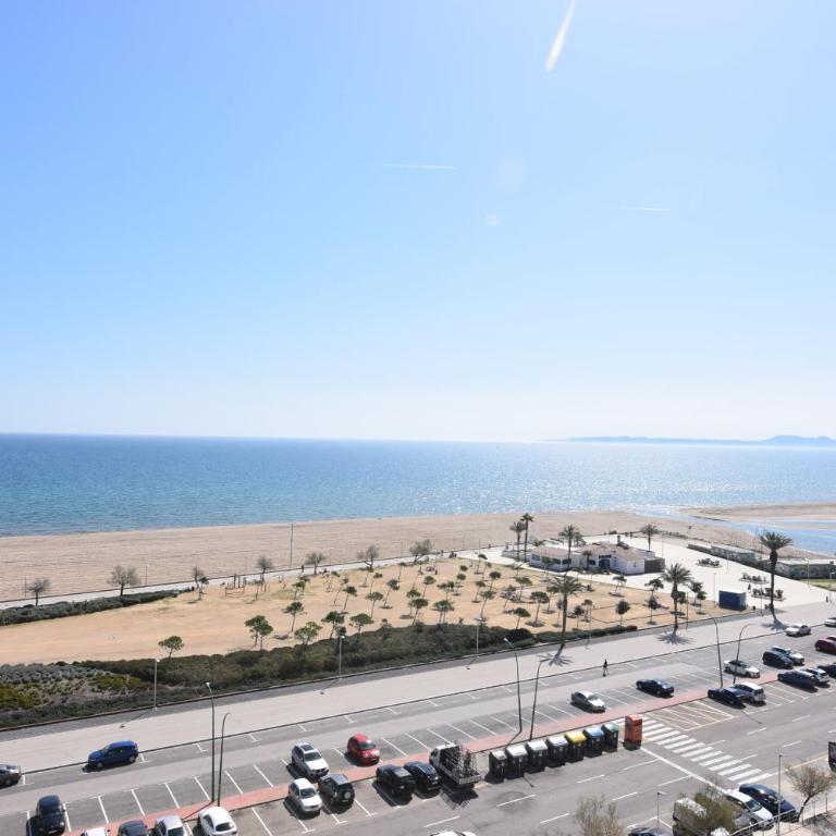 Apartamento con piscina y vistas al mar ref 154 - Apartamento con vistas al mar - 1