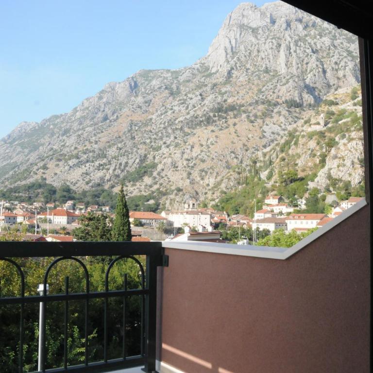 Hotel Porto In - Superior Double or Twin Room - 11