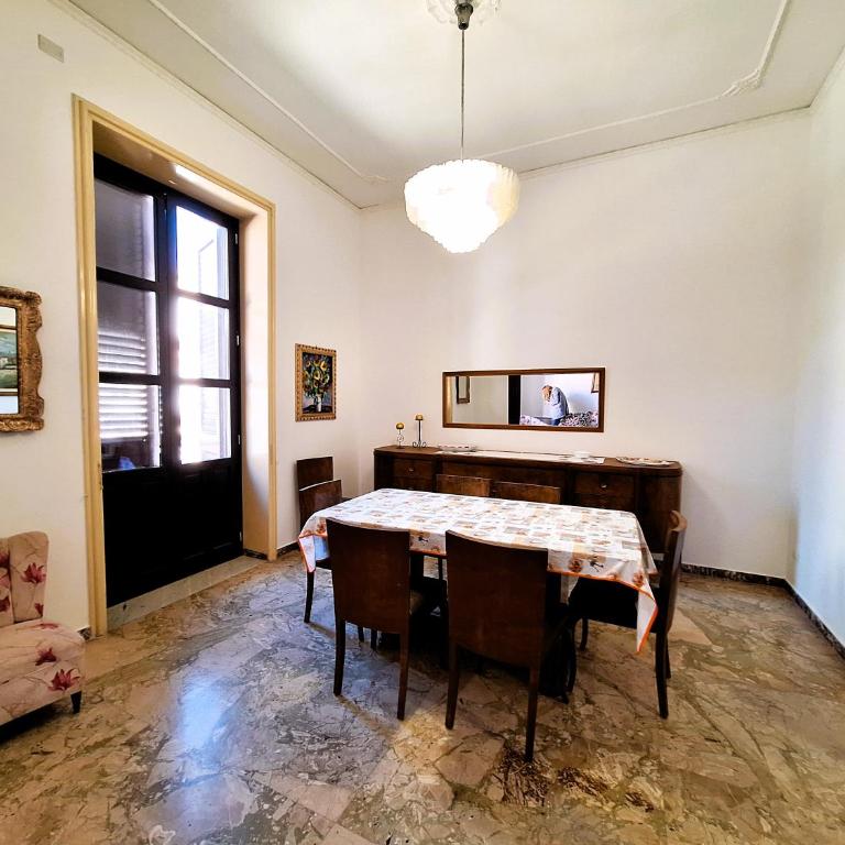 Matteotti 64 - Appartamento con 2 Camere da Letto - 18