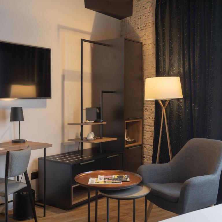Hotel Tayko Bilbao - Double Room with River View - 10