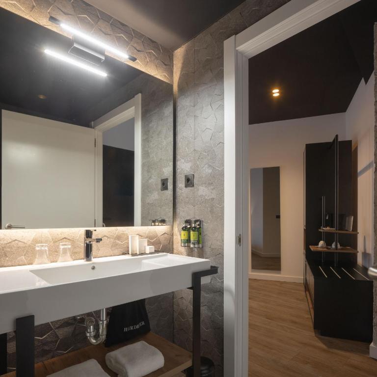 Hotel Tayko Bilbao - Double Room with River View - 9