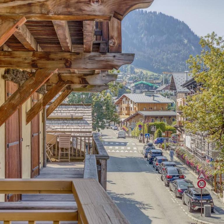 Studio rénové dans le centre piéton de Megève - Studio - Vue sur Montagne - 13