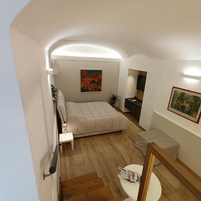 viaCatania16 - One-Bedroom Apartment - 1
