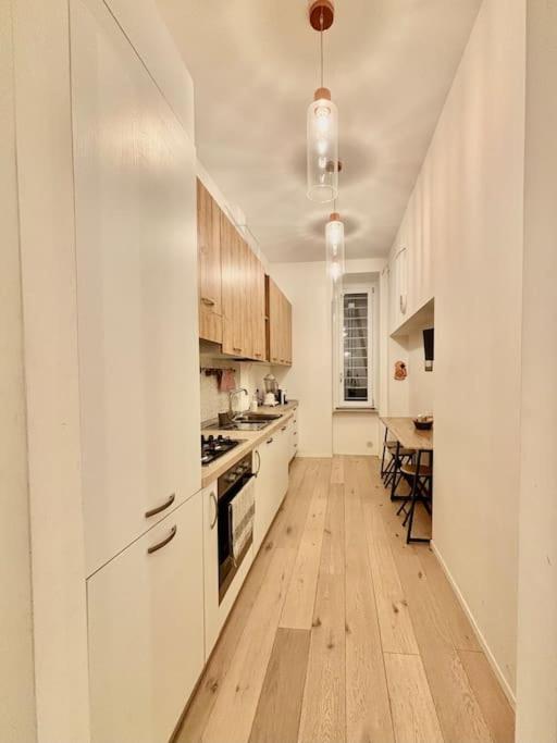 Ovidio Luxury - Appartamento con 2 Camere da Letto - 9