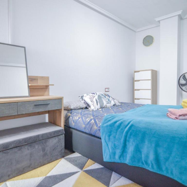 Au cœur de torreveija - Two-Bedroom Apartment - 8