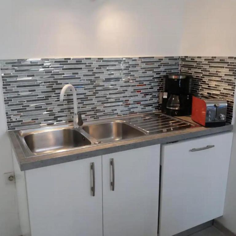Appartements Au Cros De Cagnes - Appartement Mansardé sans Balcon - 19